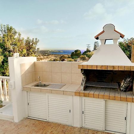 פאהיה Katya-Sofia Villa - Tranquility With Sea View מראה חיצוני תמונה